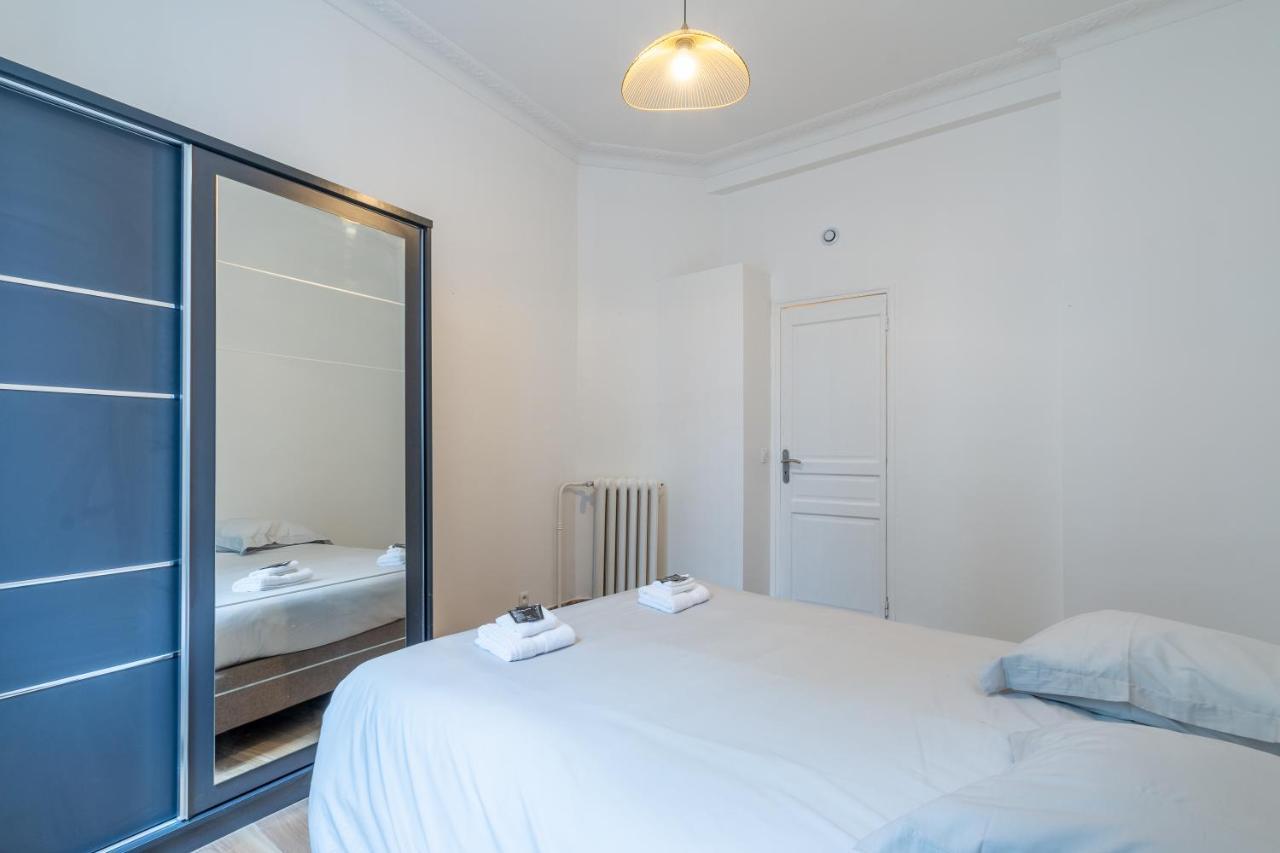 Appartement Metro Alexandre Dumas Paris Eksteriør bilde
